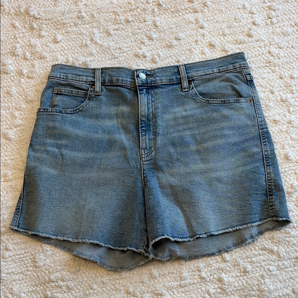 Signature Levi Strauss Heritage High-Rise Denim Jean Shorts